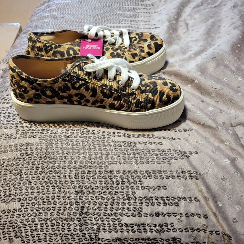Shoes,  SO brand